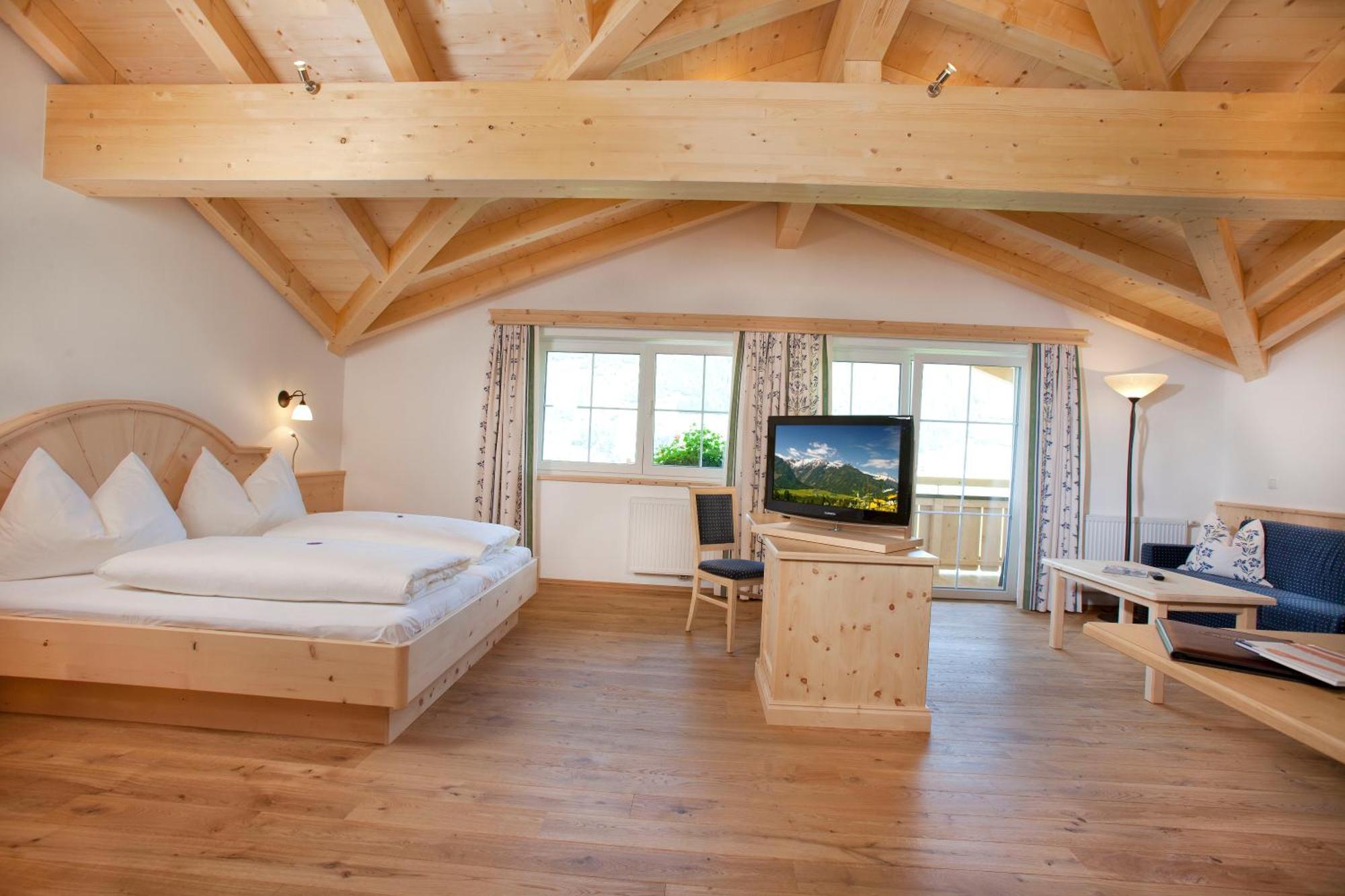 Hotel Grundlhof Bramberg am Wildkogel Buitenkant foto
