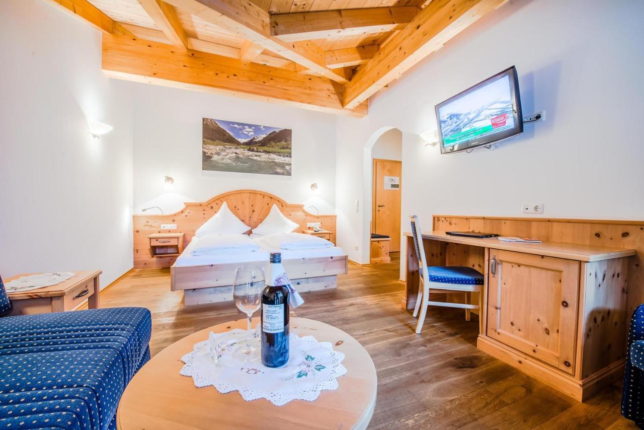 Hotel Grundlhof Bramberg am Wildkogel Buitenkant foto
